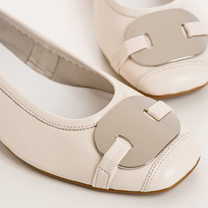 KLARISSA SOFT LEATHER HEELED BALLERINAS - Elegance & Comfort | Reqins