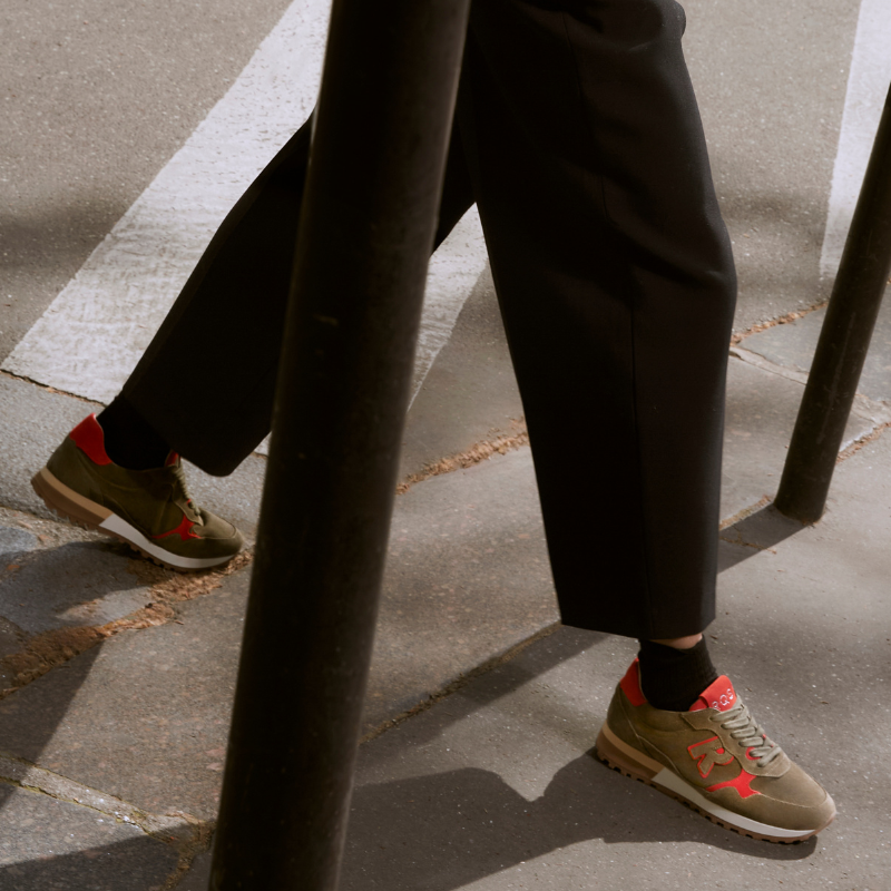 Mania sneakers in suede