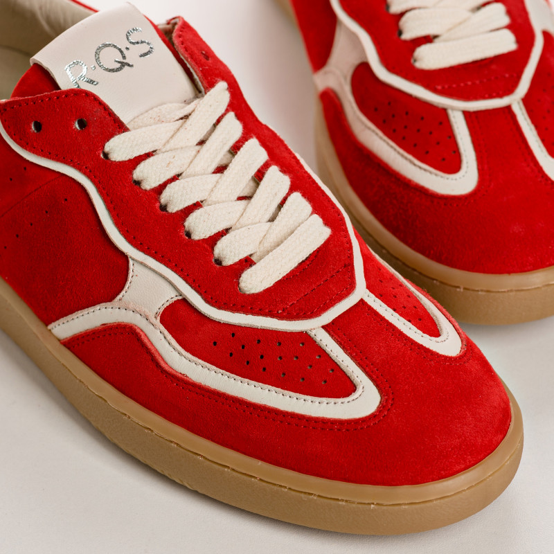 Sneakers for women with suede laces and smooth leather