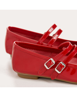 Red Mary Janes Varnish Holga: Colorful Elegance and Exceptional Comfort