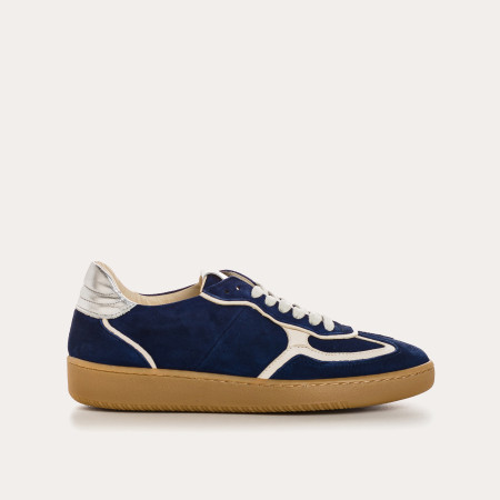 Sneakers for women with suede laces and smooth leather