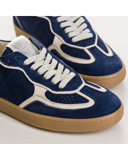 Sneakers for women with suede laces and smooth leather