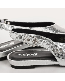Ballerines slingback plates en cuir métallisé avec bride cheville