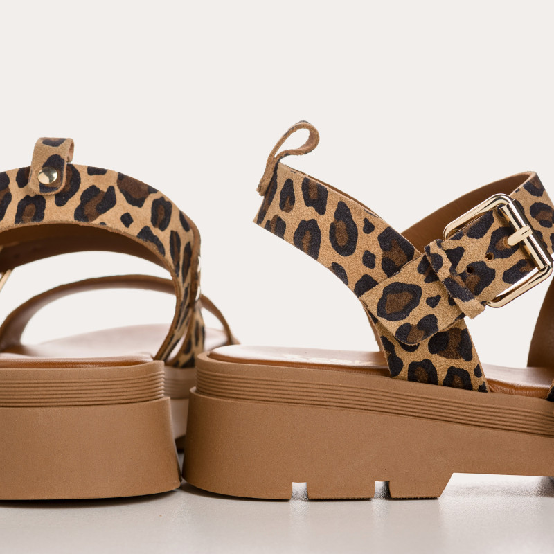 Sandals Logan leather velvet leopard with flanges - Reqins