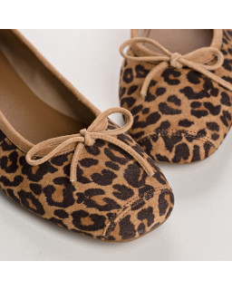Leopard Ballerinas Women: Wildlife Elegance and Trend