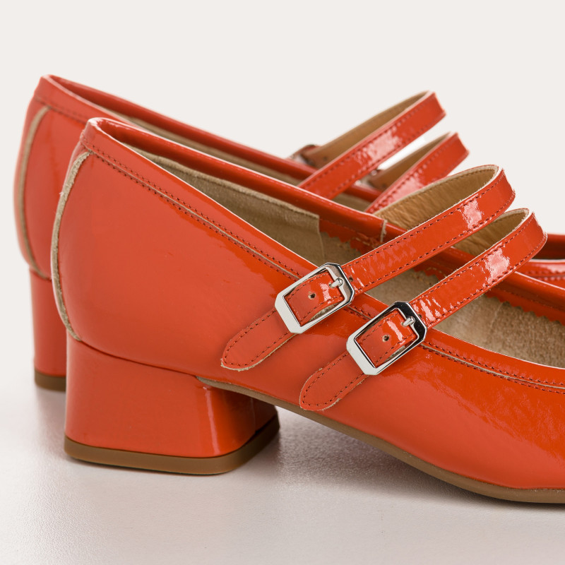 Naplak Varnished Leather Kristen Mary Janes | Chic elegance | Reqins