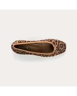 Kyriel Leopard Velvet Leather Ballerinas - Elegance & Comfort | Reqins