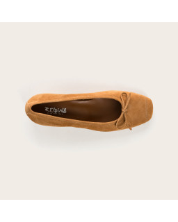 Strawberry velvet leather stall ballerinas - natural chic | Reqins