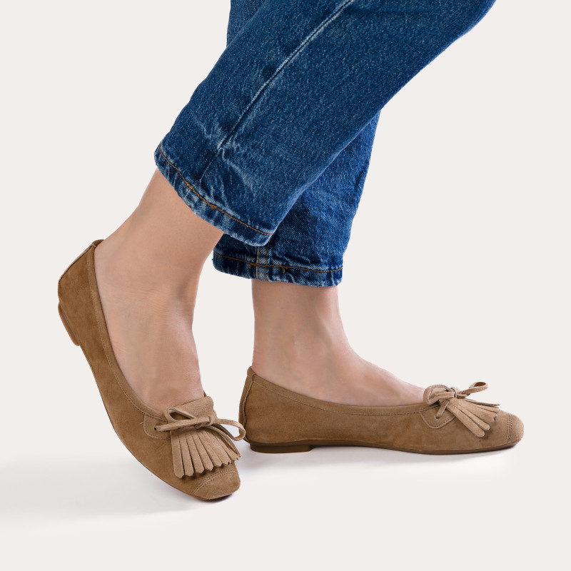 Hindi leather velvet ballerinas with fringes