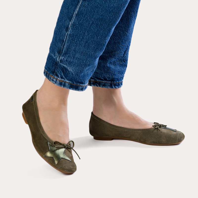 Hello Velvet Leather Ballerinas with Star