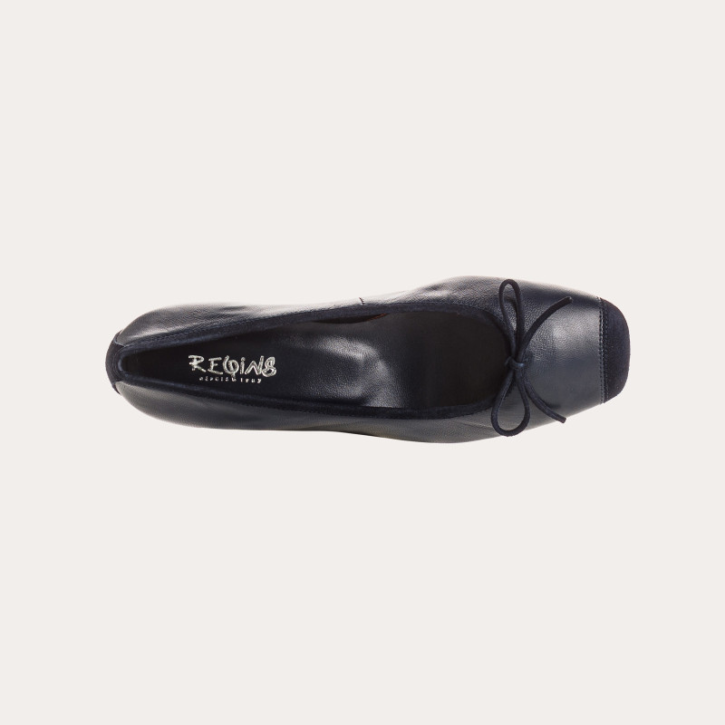 Smooth leather heel ballerinas with velvet reinforcement