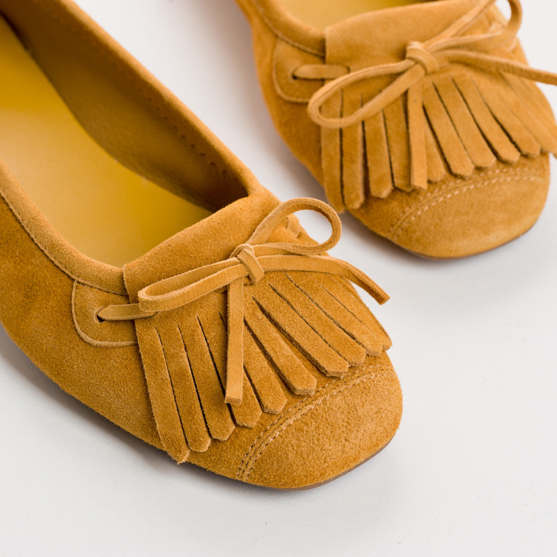 Hindi leather velvet ballerinas with fringes
