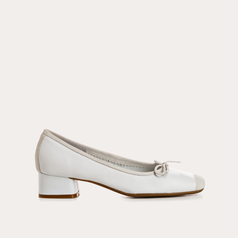 Smooth leather heel ballerinas with velvet reinforcement