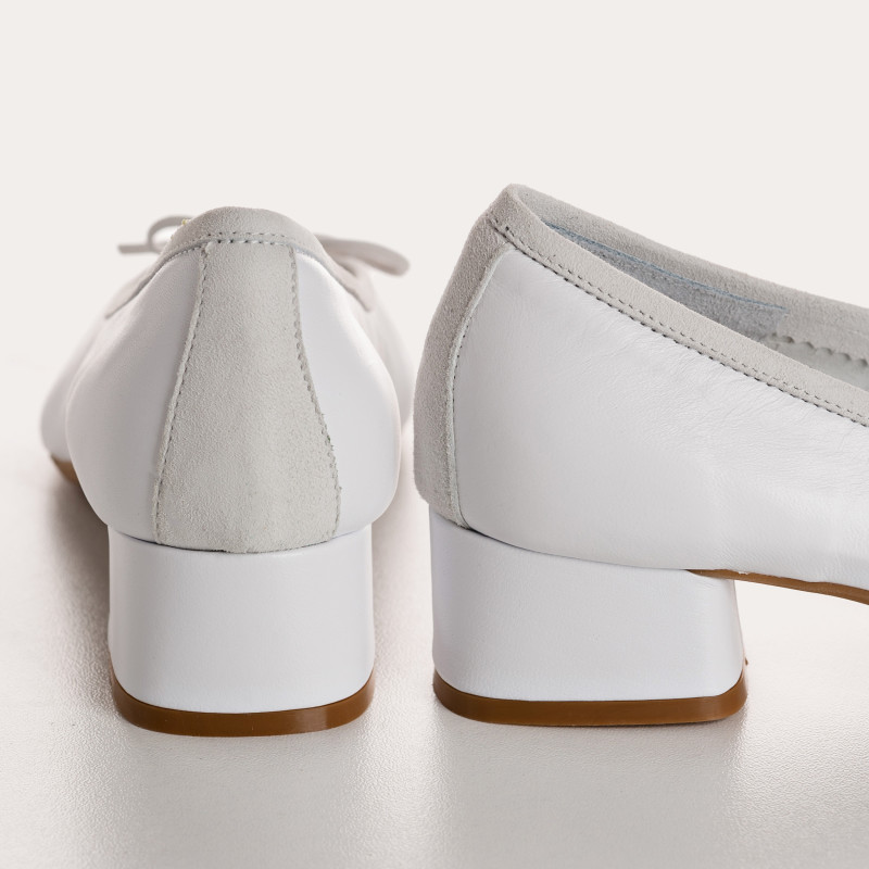 Smooth leather heel ballerinas with velvet reinforcement