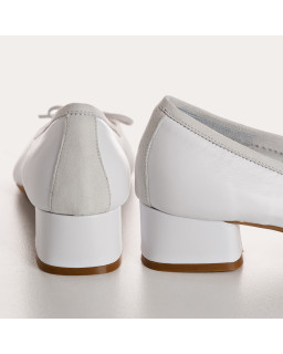 Ballerines à talons en cuir lisse avec renfort en velours