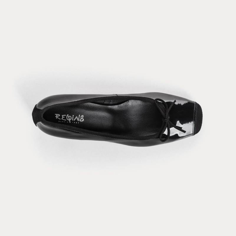 Ballerinas with polished leather with velvet reinforcement and node