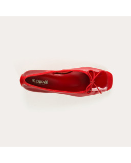 Ballerines à talons en cuir vernis avec renfort en velours et nœud