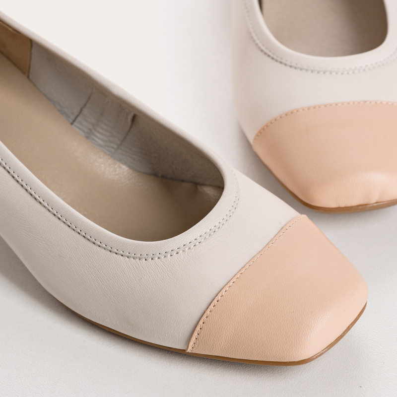 Ballerinas Two-Tail with Flesh / Black Leather Black