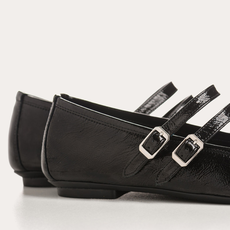 Holga Mary Janes Naplak Varnish Leather | Retro Elegance & Comfort - Reqins