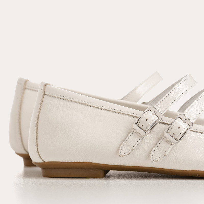 Holga Mary Janes Naplak Varnish Leather | Retro Elegance & Comfort - Reqins