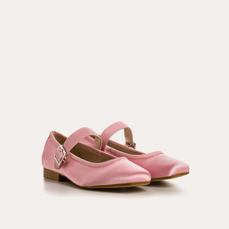Silk mary janes with silver flanges and loops