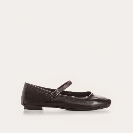 MARY JANES Honor in leather with elegant flanges