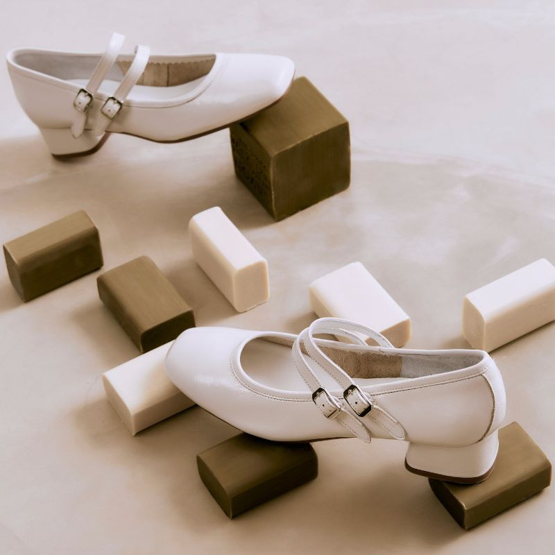 Naplak Varnished Leather Kristen Mary Janes | Chic elegance | Reqins