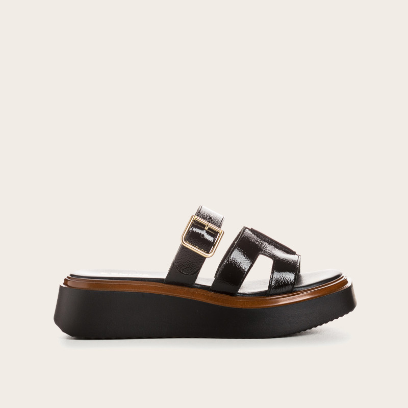 Louna mules in varnish leather | Elegance and Comfort - Reqins