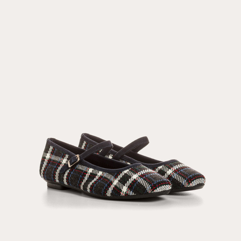 MARY JANES Honor in Tartan
