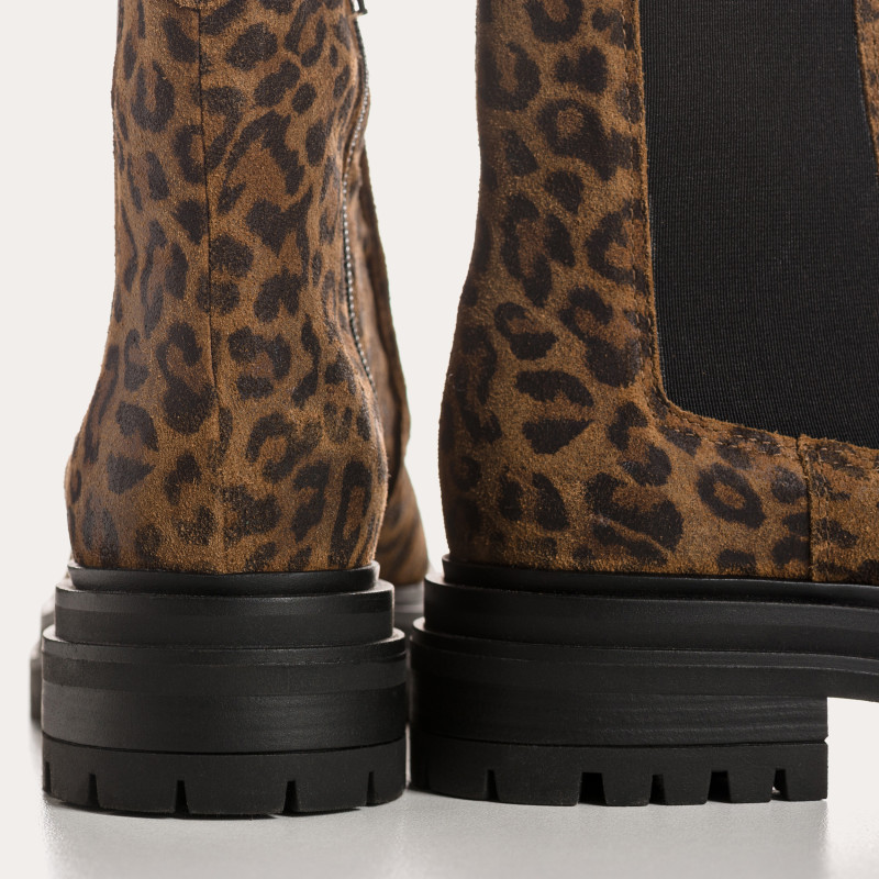 Leopard Boots Female Velvet Leather | Urban style reqins