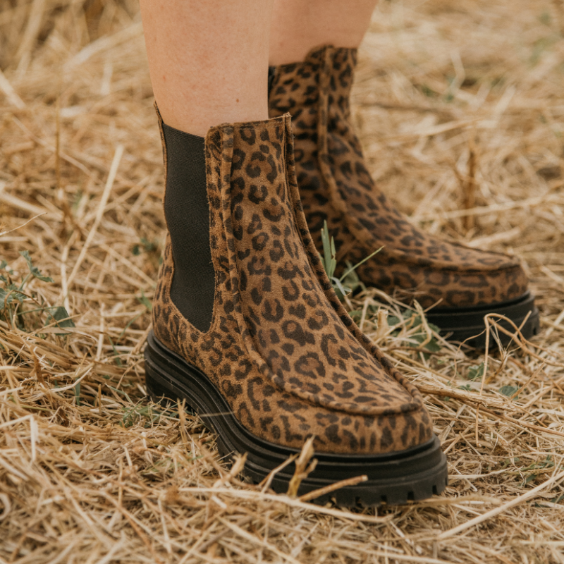 Leopard Boots Female Velvet Leather | Urban style reqins