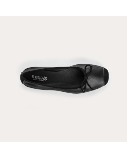 Flat Ballerinas with Smooth Leather Knot and Suede