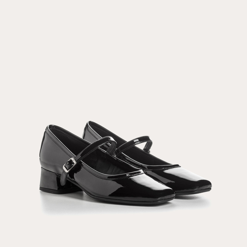 Mary Janes with polished leather heels with silver buckle