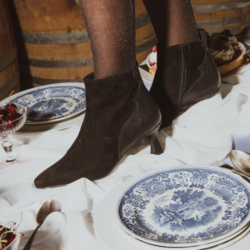 Boots femme en cuir velours imprimé – Modèle Petra | Reqins