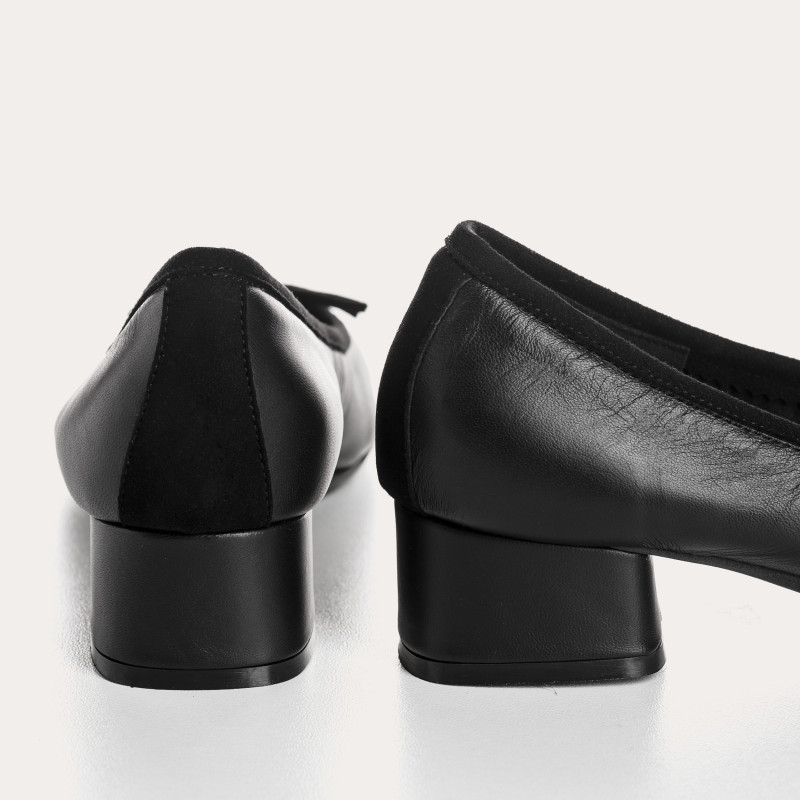 Smooth leather heel ballerinas with velvet reinforcement