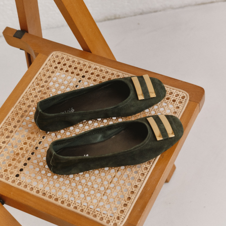 HIPPOLYTE SUEDE BALLERINAS | Elegance & Comfort - Reqins