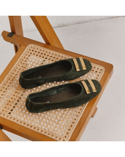 HIPPOLYTE SUEDE BALLERINAS | Elegance & Comfort - Reqins