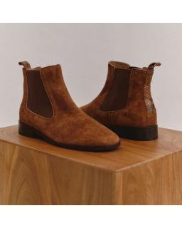 Zellie Suede Boots - Elegance and Comfort | Reqins