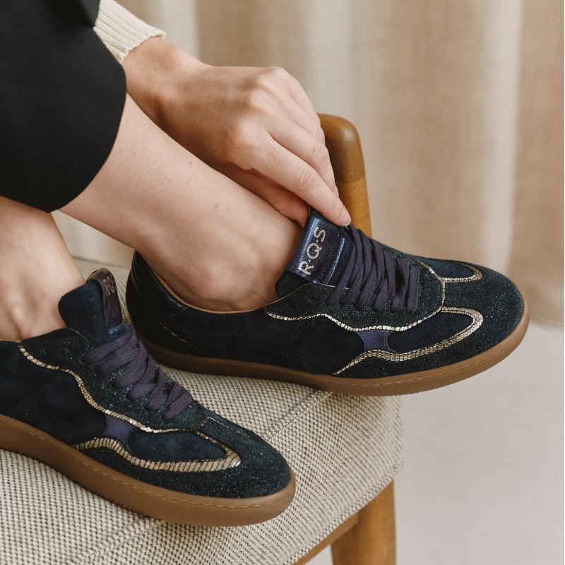 Athena Mix Star Sneakers | Graphic Style & Comfort - Reqins