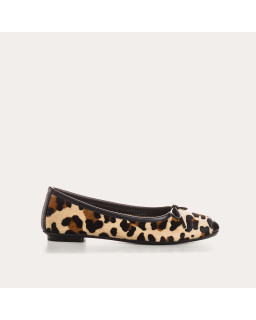 Leopard Printed Leather Flat Ballerinas with Node