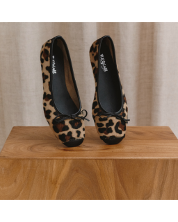 Leopard Printed Leather Flat Ballerinas with Node