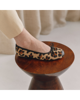 Leopard Printed Leather Flat Ballerinas with Node