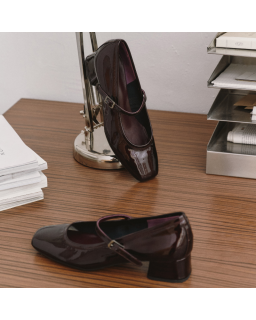 Mary Janes with polished leather heels with silver buckle