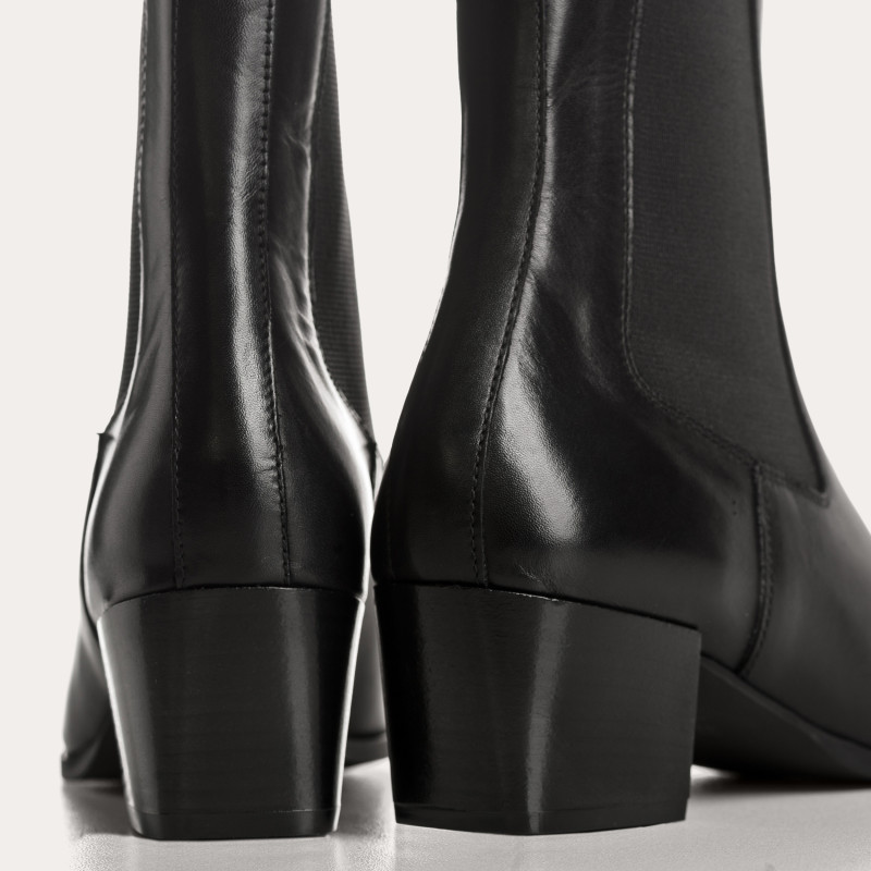 Leather Lausanne Boots | Modern elegance | Reqins