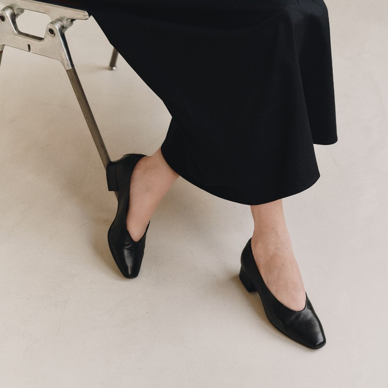 Favorite Leather Ballerinas - Elegance & Comfort | Reqins