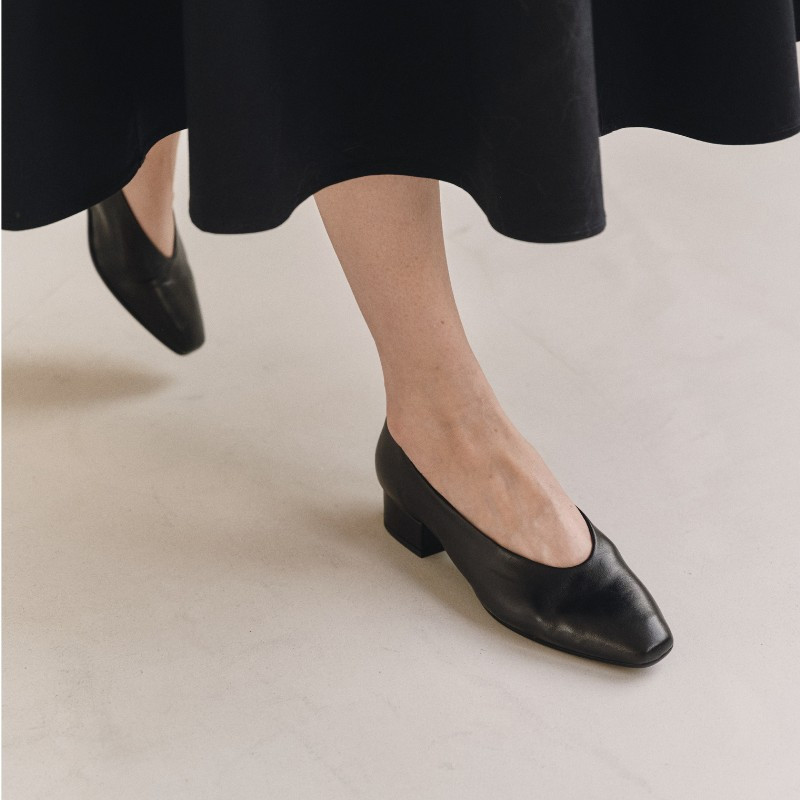 Favorite Leather Ballerinas - Elegance & Comfort | Reqins