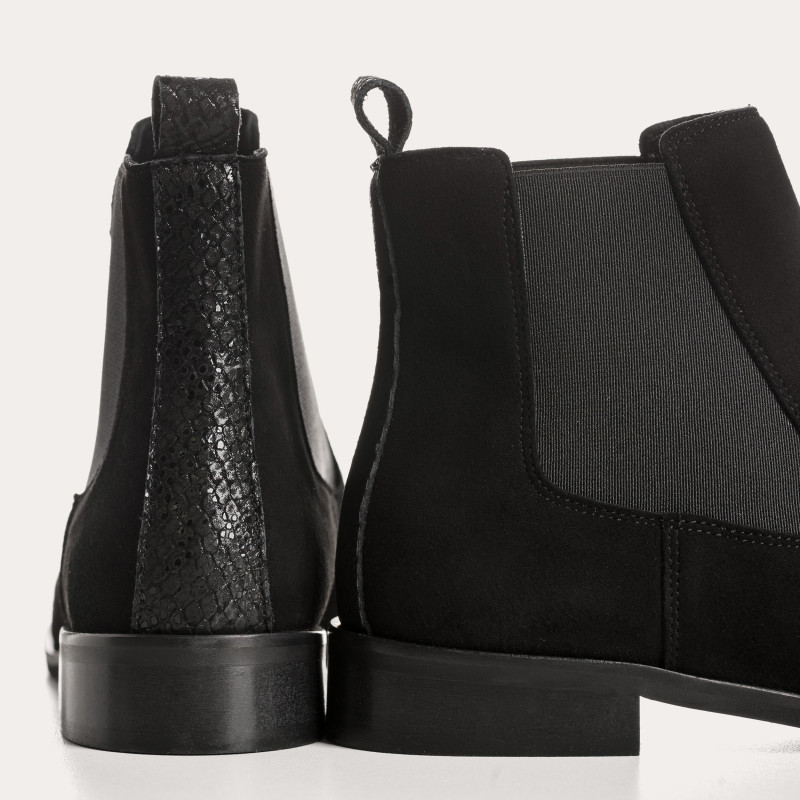 Zellie Suede Boots - Elegance and Comfort | Reqins
