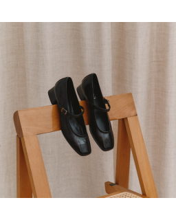 Kelly Heel Mary Janes in Smooth Leather