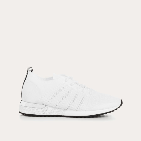 Ines crochet sneakers - Urban Elegance & Comfort