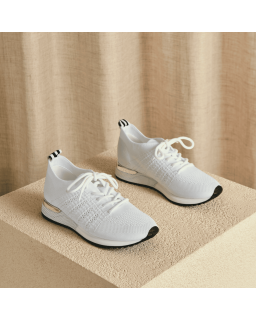 Ines crochet sneakers - Urban Elegance & Comfort